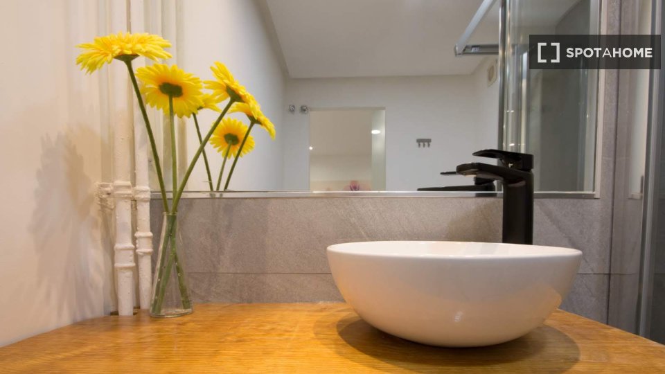 Apartment Madrid, 1 bed, 35m² — photo 3