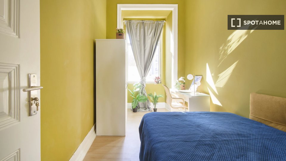 Double room Lisbon, 9 beds — photo 1