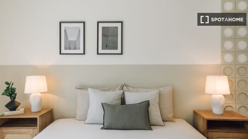 Apartment Lisbon, 2 beds, 99m² — photo 2
