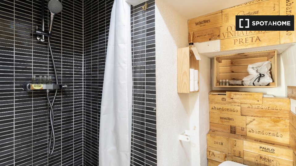 Apartment Lisbon, 1 bed — photo 3