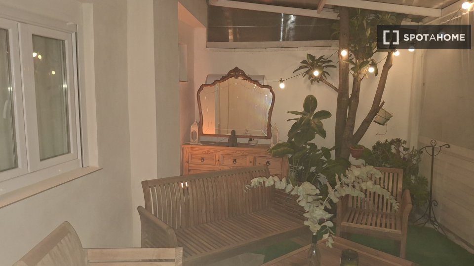 Apartment Valencia, 1 bed, 40m² — photo 6