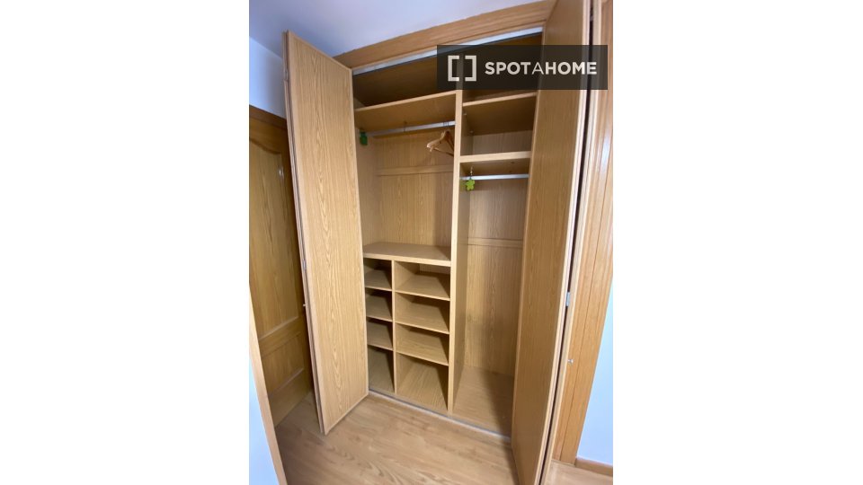 Double room Madrid, 4 beds — photo 19