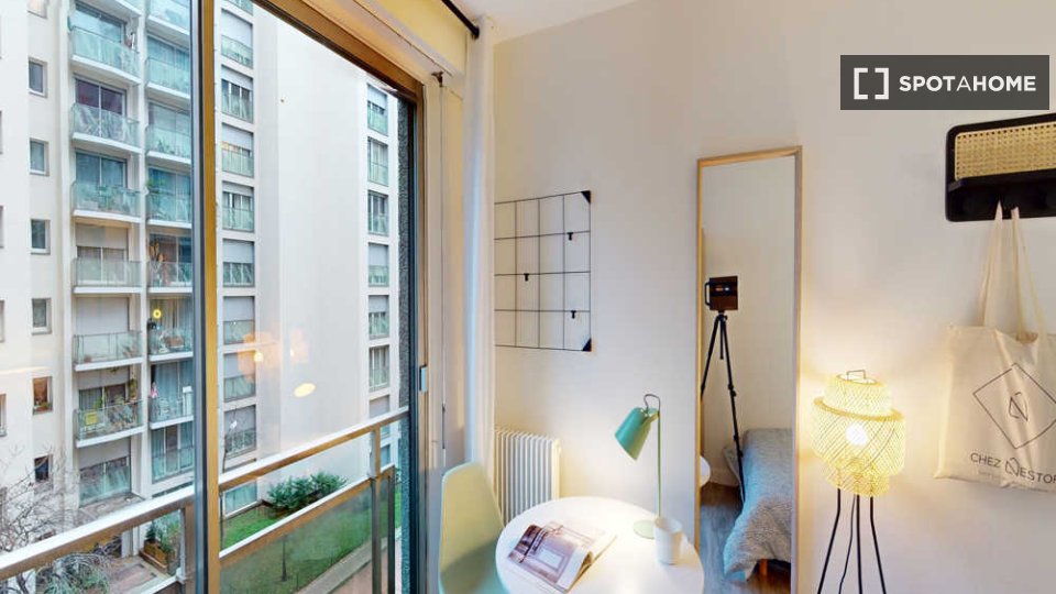 Double room Paris, 4 beds, 80m² — photo 5