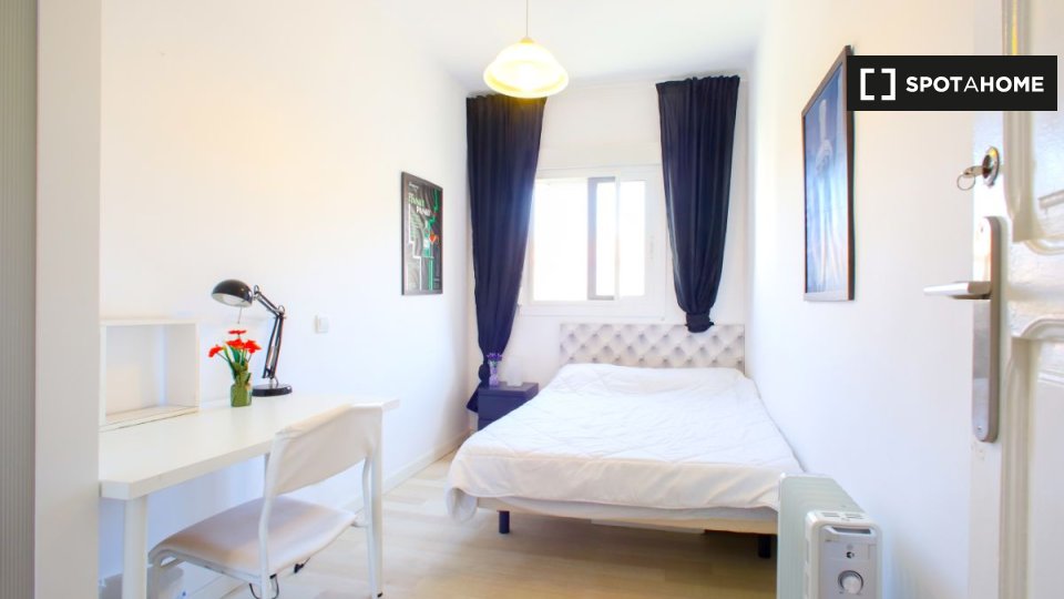 Apartment Valencia, 3 beds — photo 12
