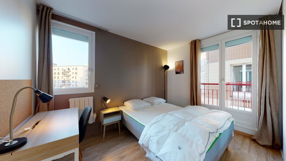 Double room Paris, 8 beds — photo 4