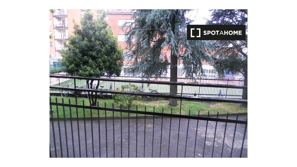 Double room Milan, 1 bed — photo 3
