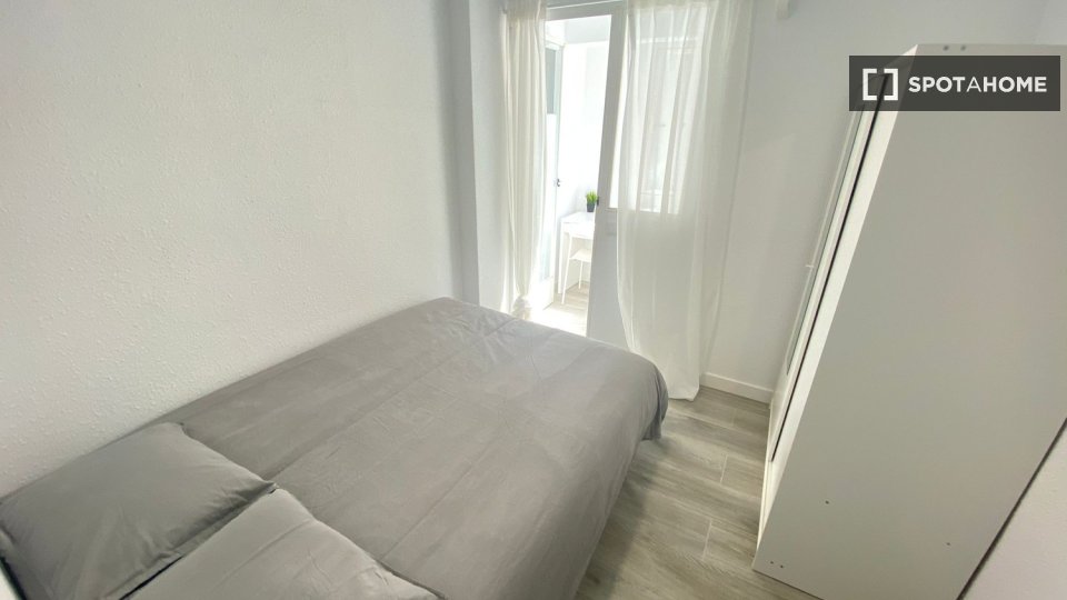 Chambre double Madrid, 7 chambres — photo 24