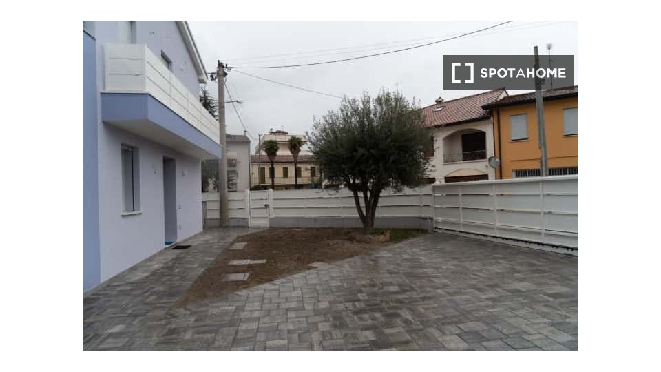 Double room Padua, 1 bed — photo 17