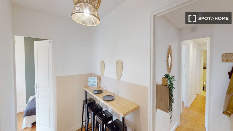 Double room Paris, 5 beds, 100m² — photo 2