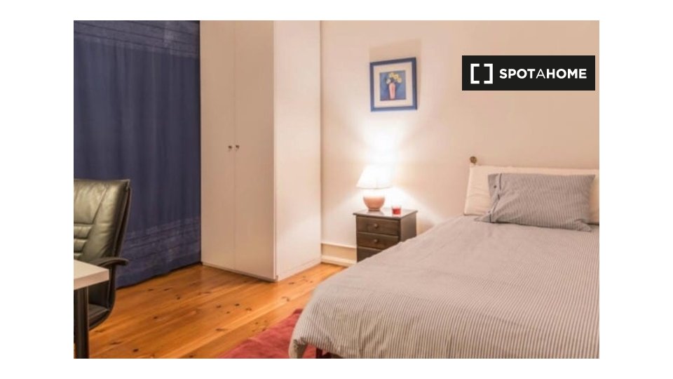 Double room Lisbon, 4 beds, 110m² — photo 19