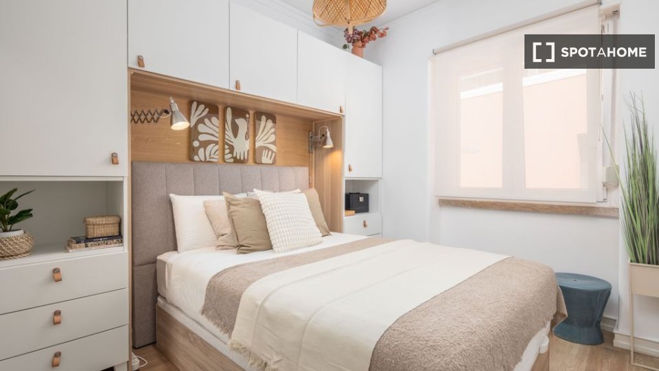 Apartment Lisbon, 2 beds — photo 11