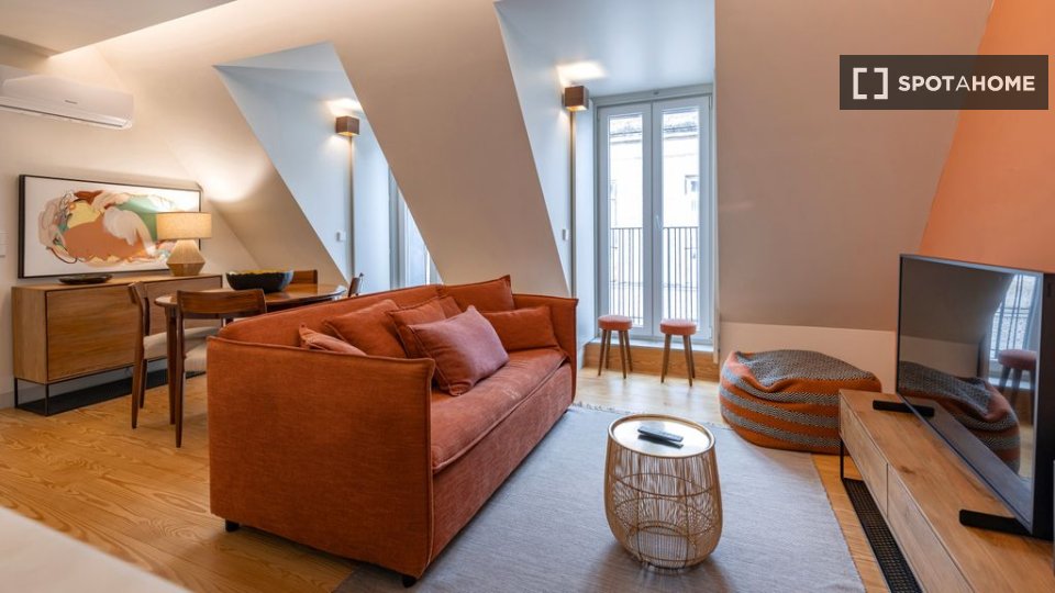 Apartment Lisbon, 1 bed — photo 19