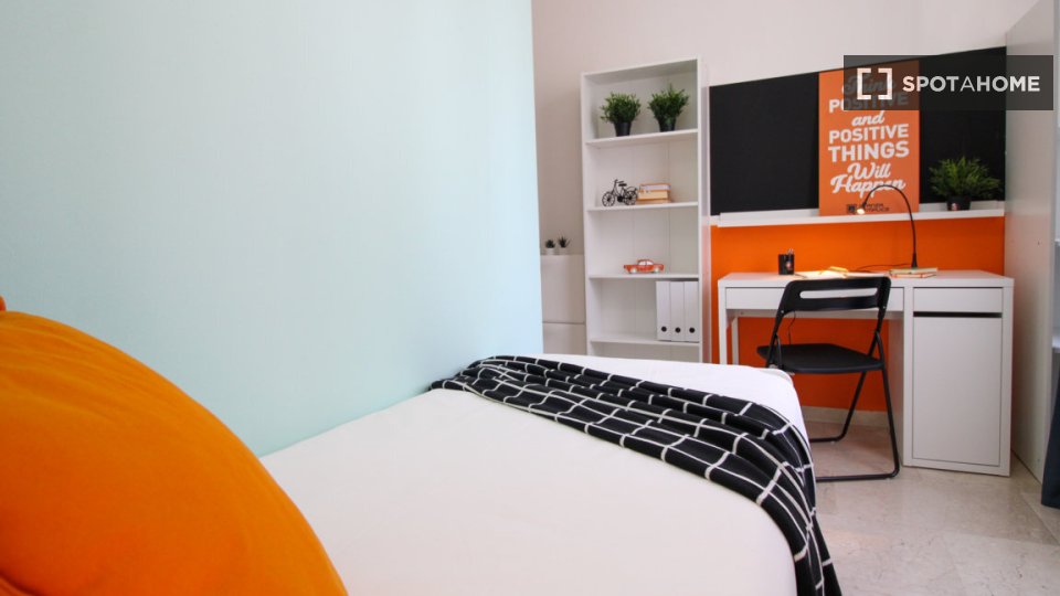 Double room Bologna, 10 beds — photo 4