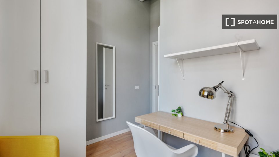 Double room Milan, 16 beds, 469m² — photo 2