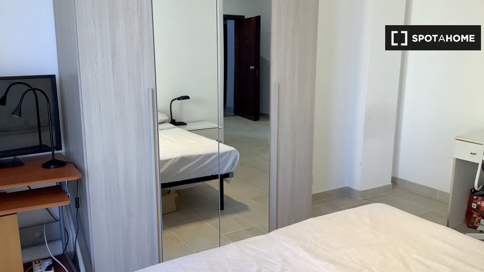 Apartment Milan, 2 beds, 56m² — photo 20