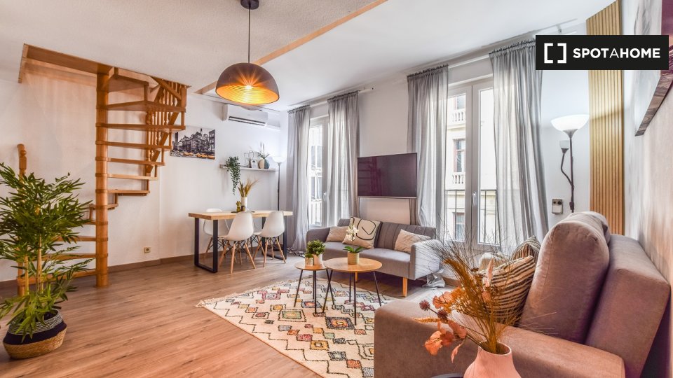 Apartment Madrid, 1 bed, 38m² — photo 1