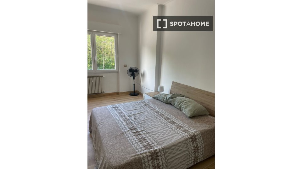 Double room Rome, 5 beds — photo 2