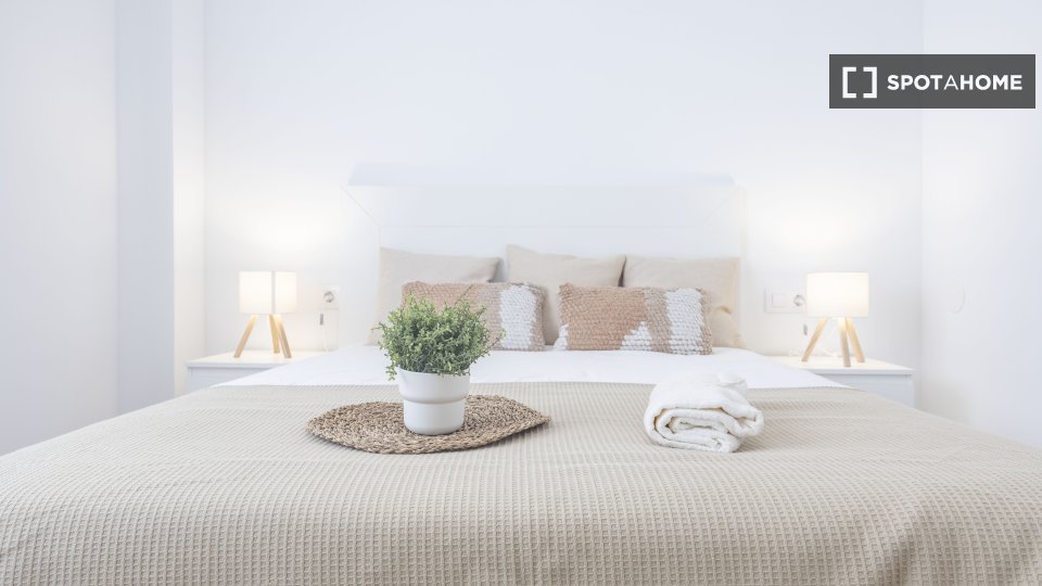 Chambre double Valence, 5 chambres, 100m² — photo 13