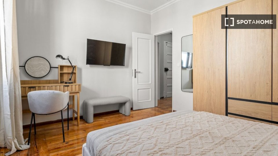 Double room Lisbon, 8 beds — photo 19