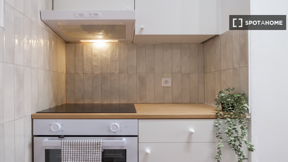 Double room Barcelona, 4 beds, 90m² — photo 6