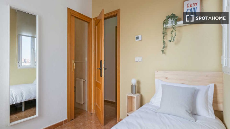 Chambre double Madrid, 34 chambres — photo 11