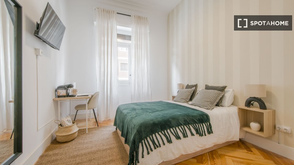 Double room Madrid, 10 beds — photo 2