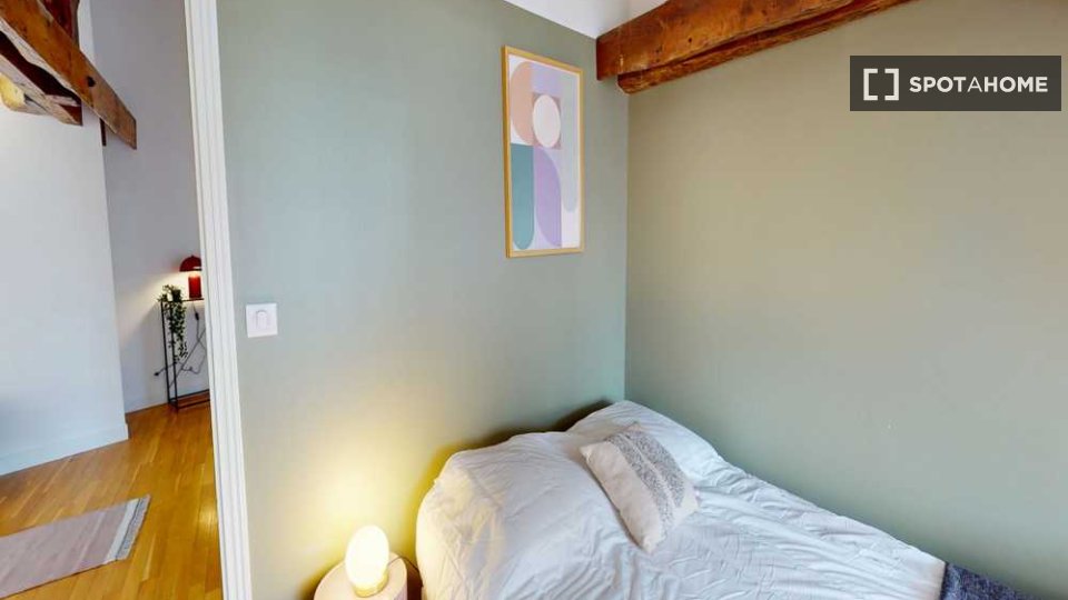 Double room Paris, 7 beds, 160m² — photo 12