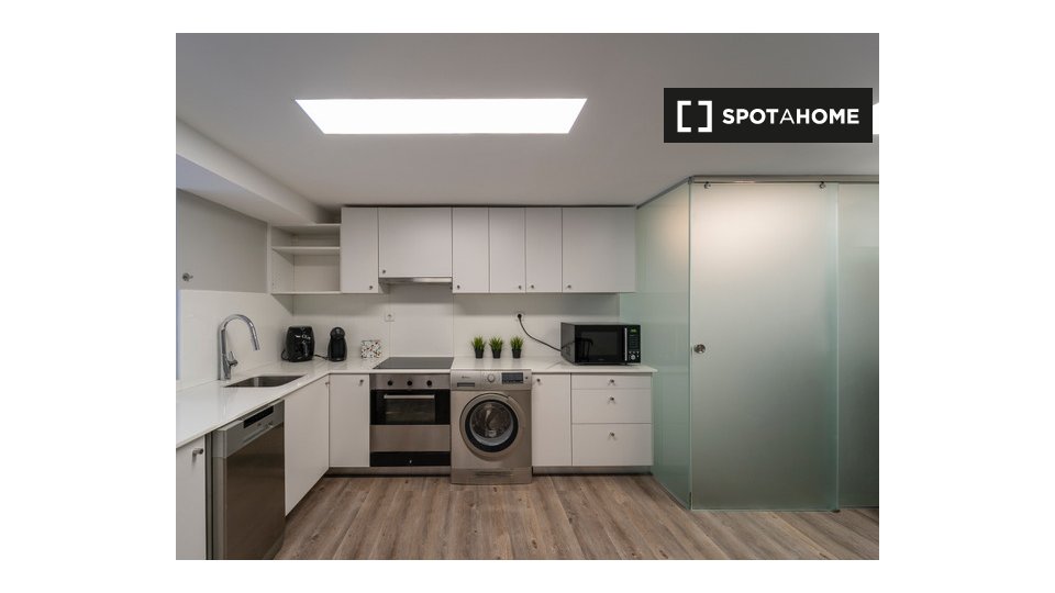 Apartment mono Lisbon, 110m² — photo 7