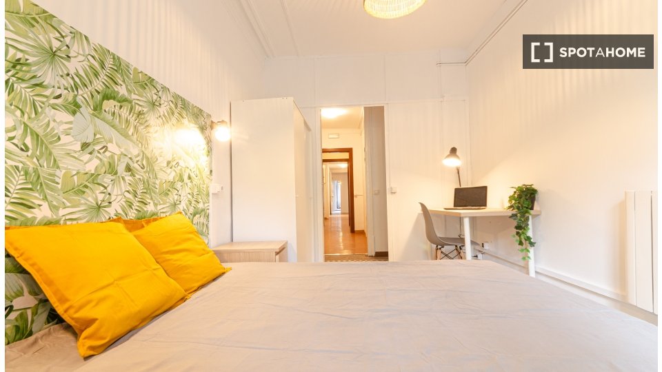 Double room Barcelona, 7 beds, 150m² — photo 7