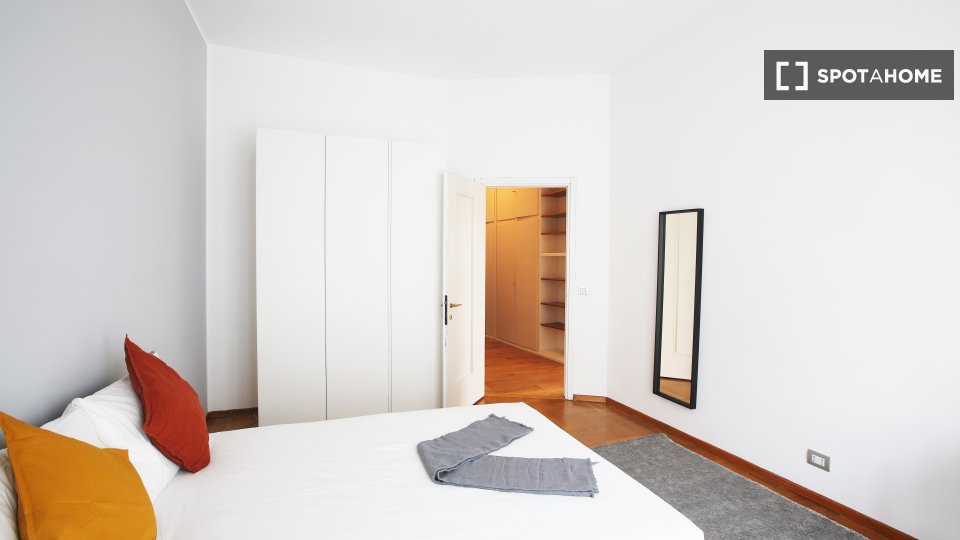 Double room Milan, 7 beds, 180m² — photo 8