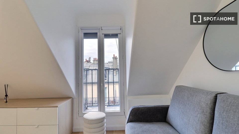 Apartment Paris, 1 bed, 28m² — photo 2