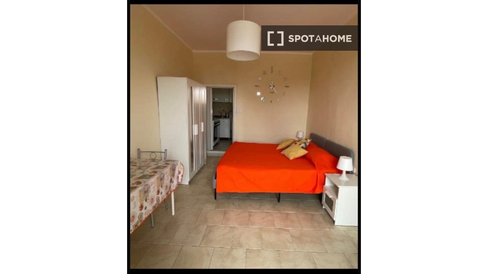 Apartment mono Naples — photo 4