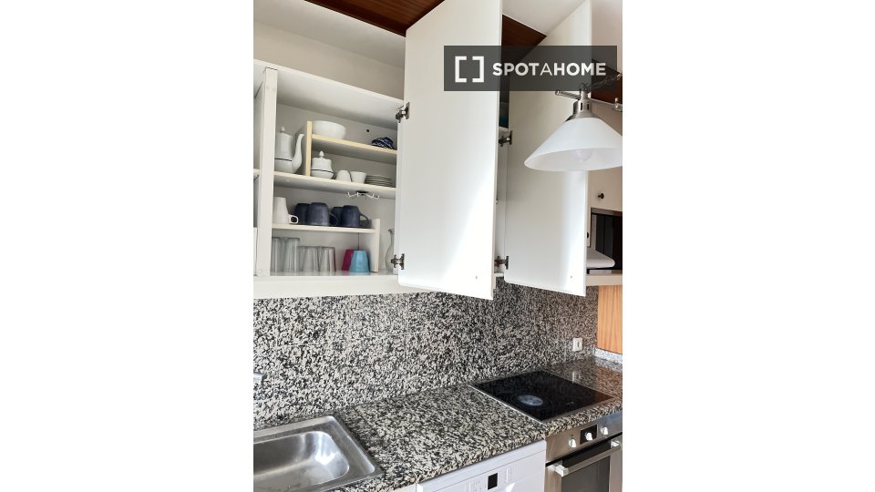 Apartment Porto, 1 bed, 78m² — photo 19
