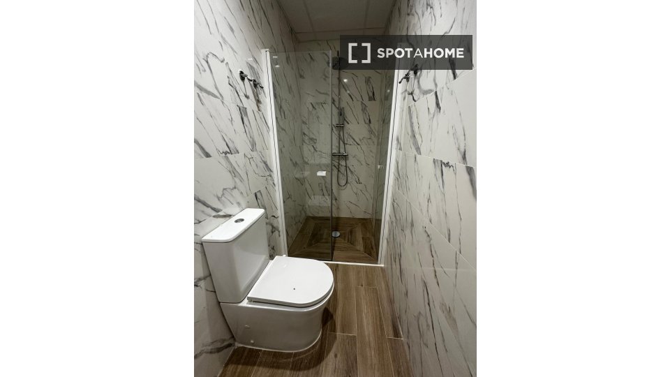 Apartment Seville, 1 bed, 67m² — photo 15