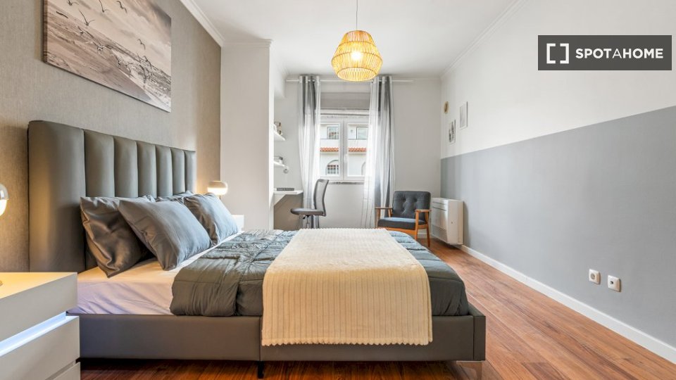 Double room Lisbon, 9 beds — photo 11