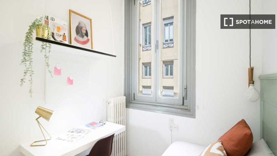 Double room Madrid, 67 beds — photo 91