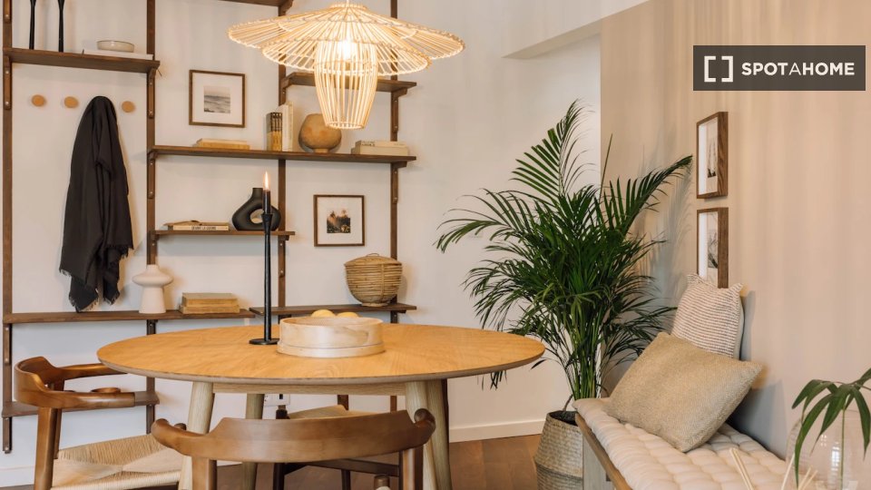 Apartment Lisbon, 1 bed, 64m² — photo 18