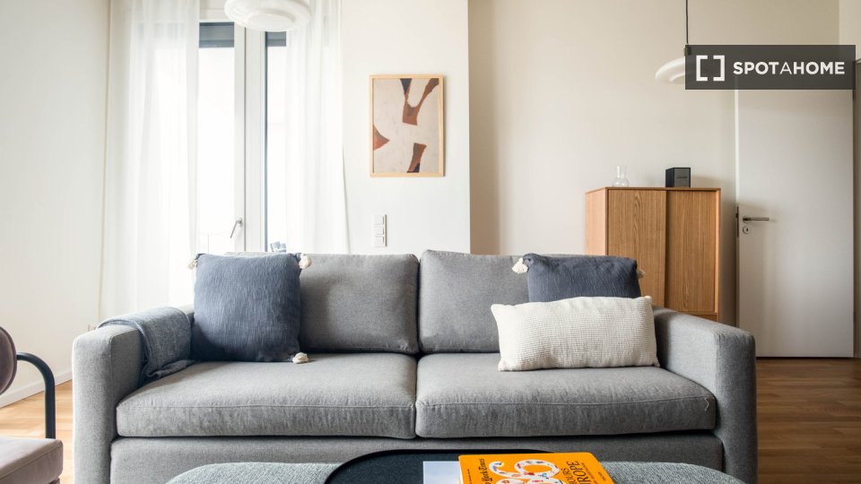 Apartment Berlin, 3 beds, 115m² — photo 3