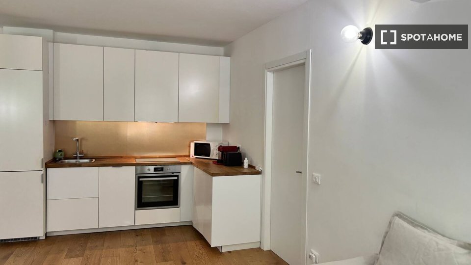 Apartment Milan, 2 beds, 75m² — photo 13