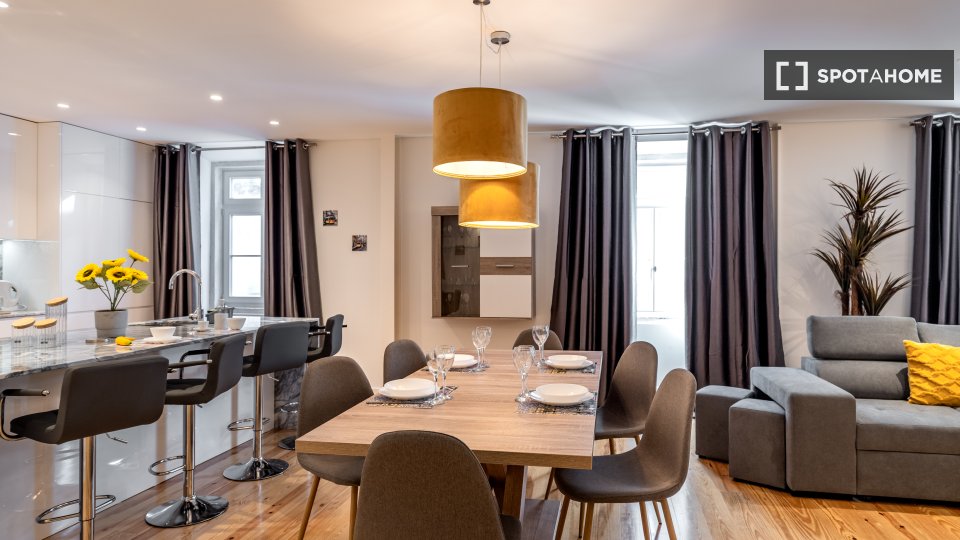 Apartment Lisbon, 2 beds, 126m² — photo 8