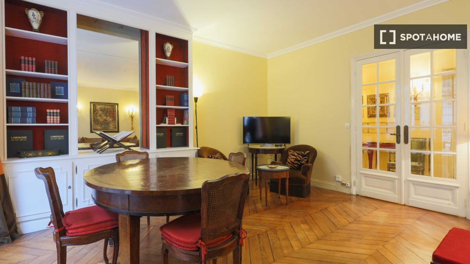 Apartment Paris, 2 beds, 75m² — photo 3