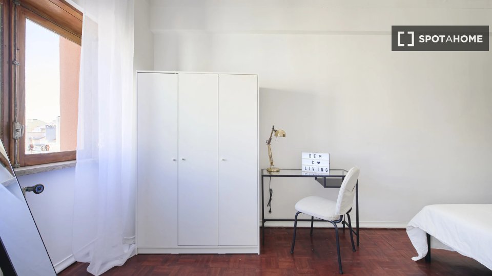 Double room Lisbon, 7 beds — photo 1