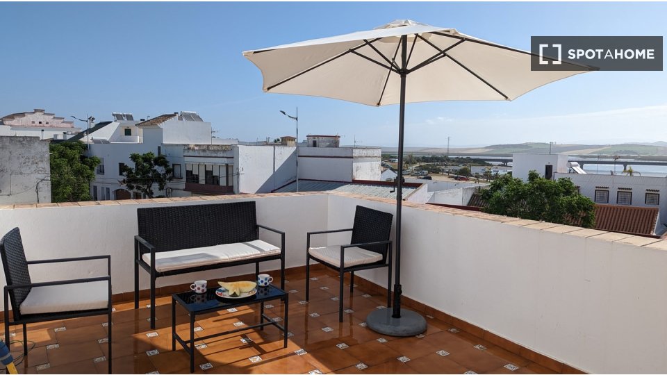 Apartment Cadiz, 2 beds, 80m² — photo 1