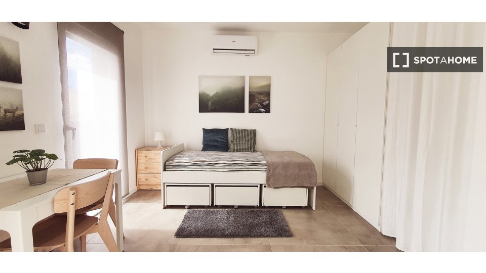 Apartment mono Lisbon, 24m² — photo 10