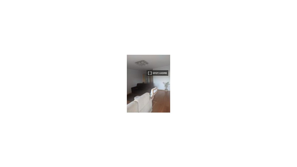 Double room Lisbon, 4 beds, 120m² — photo 3