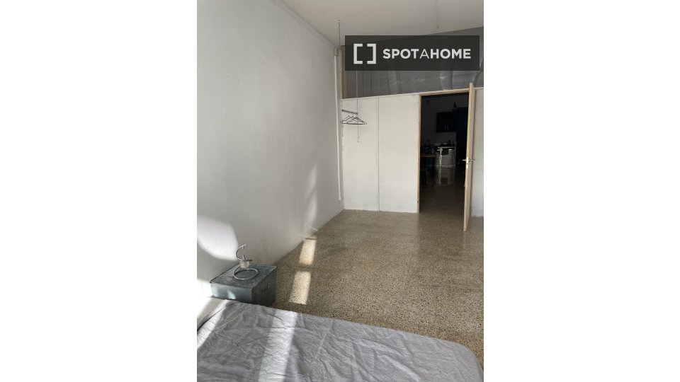 Camera in appartamento condiviso a Barcellona - a Barcellona