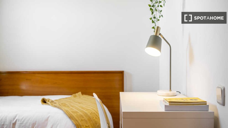 Double room Madrid, 12 beds — photo 61