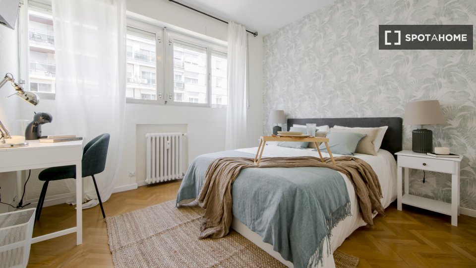 Double room Madrid, 9 beds — photo 13