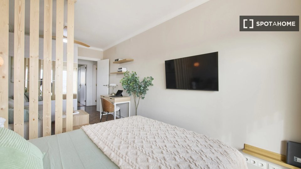 Double room Lisbon, 9 beds — photo 4