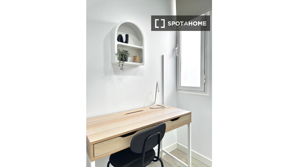 Double room Madrid, 4 beds — photo 1